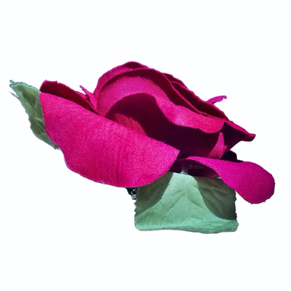 VINTAGE RED FABRIC ROSE FLOWER BROOCH
